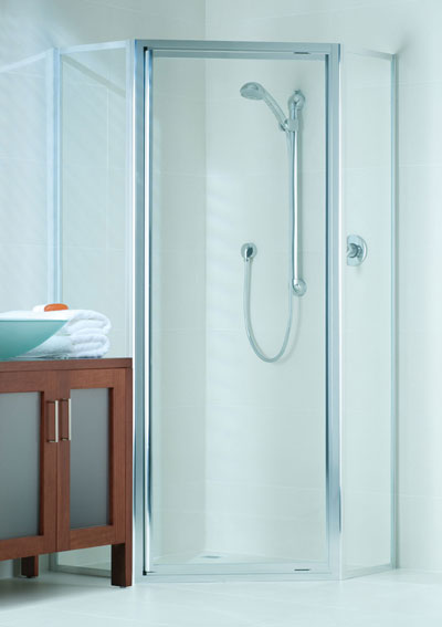 Fully framed shower screen with a satin silver aluminium frame