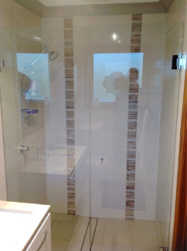 Nothing Beats Fully Frameless!