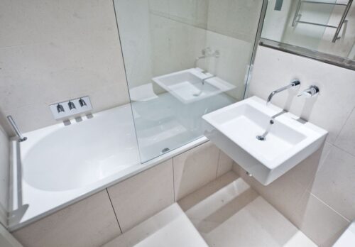 How to Protect Yourself Against a Broken Shower Screen