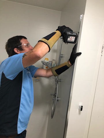 What Type of Shower Screens Do Jim’s Glass Repair and Is It the Best Option?